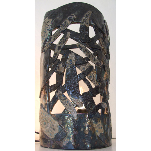 Ceramiche di Vezio - Ceramiche Raku - Sprazzi di Luce cm 40 x 25 circa, profondità cm 15 circa